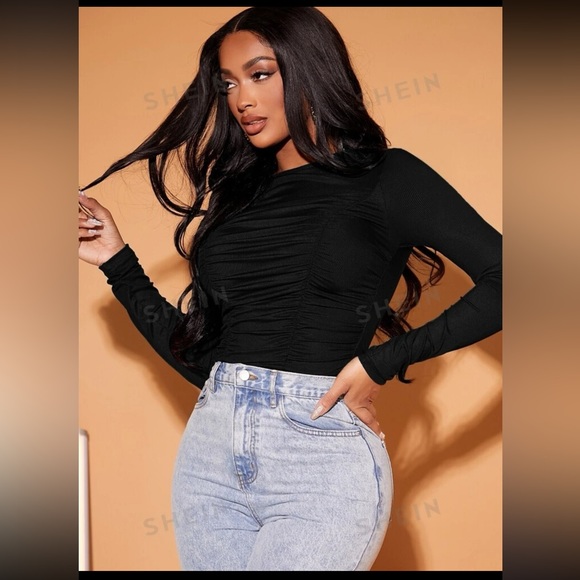 SHEIN SXY Solid Ruched Form Fitted Tee - Picture 2 of 4